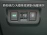 ▲豪華影音版，只跑７萬，全程原廠保養▲一手女用～無菸車▲全車犀牛皮包膜▲認證車原鈑件▲免鑰匙，導航，定速，恆溫，感應大燈  第18張縮圖