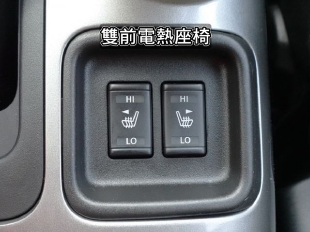 ▲本月特價，豪華影音版＋數萬元~原廠影音選配▲全程原廠保養，原鈑件認證▲六氣囊，免鑰匙，定速，胎壓，電熱椅，導航電視  第19張相片
