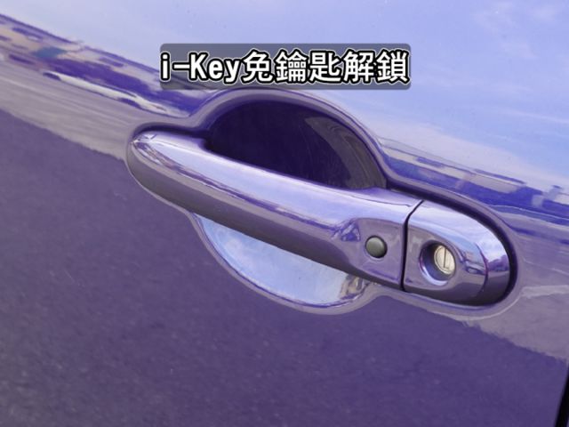 ▲本月特價，豪華影音版＋數萬元~原廠影音選配▲全程原廠保養，原鈑件認證▲六氣囊，免鑰匙，定速，胎壓，電熱椅，導航電視  第20張相片