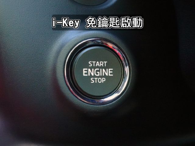 ▲1.0豪華動能版，稅金八千多元▲里程４萬多，全程原廠保養▲ACC跟車／車道維持，電尾門，盲點，免鑰匙，CarPaly  第11張相片