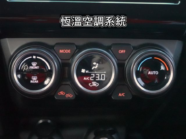 ▲1.2油電，只跑４萬多，原廠電池保固中▲一年稅金八千多元▲ACC跟車，車道偏移，LED頭燈，免鑰匙，恆溫，定速，撥片  第19張相片