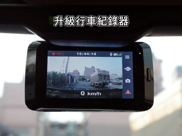 ▲小改款～卓越旗艦版，才有全速域＋車道維持▲只跑３萬多，全程原廠保養▲盲點偵測，360環景，BOSE音響，電動椅，免鑰匙  第15張相片