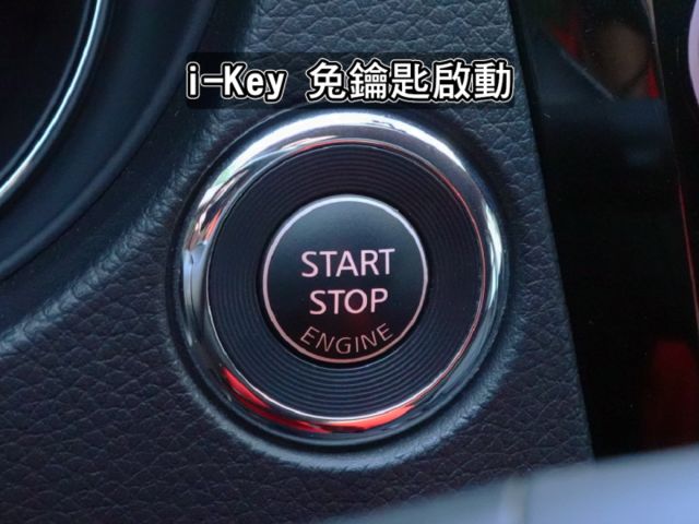 ▲玩美影音版＋萬元選配▲一手車原鈑件，全程原廠保養▲六氣囊，環景，免鑰匙，導航，胎壓，循跡，感應大燈  第8張相片