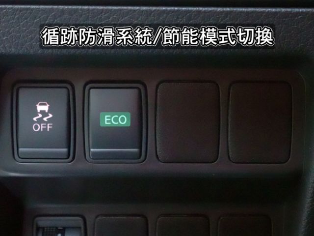 ▲玩美影音版＋萬元選配▲一手車原鈑件，全程原廠保養▲六氣囊，環景，免鑰匙，導航，胎壓，循跡，感應大燈  第17張相片