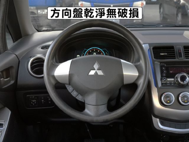 ▲超美代步車，低里程跑７萬▲豪華版有免鑰匙，全車原鈑件▲前後行車記錄器，恆溫空調，倒車顯影，ABS煞車  第9張相片