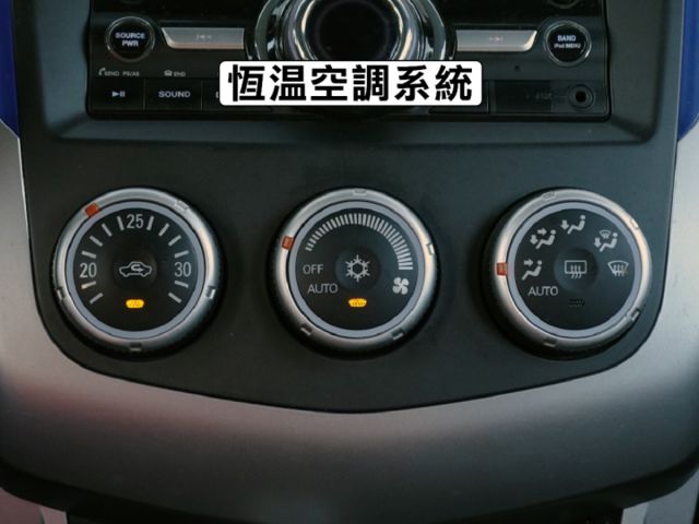 ▲超美代步車，低里程跑７萬▲豪華版有免鑰匙，全車原鈑件▲前後行車記錄器，恆溫空調，倒車顯影，ABS煞車  第17張相片
