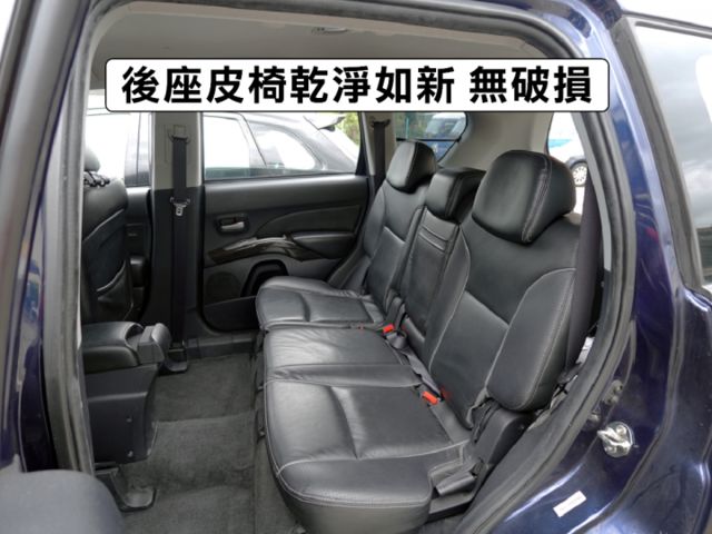 ▲特價認證車，頂級4WD版，選配原廠盲點▲升級八核安卓／抬頭顯示／胎壓偵測／行車記錄器▲定速，恆溫，循跡，感應大燈  第5張相片