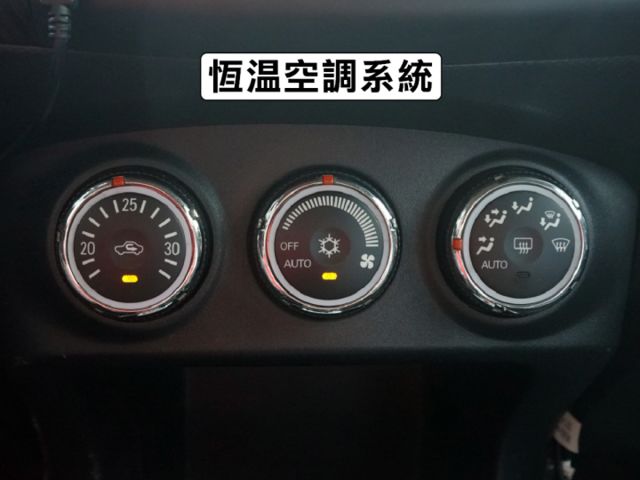 ▲頂級天窗版，低里程跑少，全車原鈑件▲升級安卓導航機＋胎壓偵測＋抬頭顯示＋前後錄影▲免鑰匙，恆溫，定速，撥片，感應大燈  第17張相片
