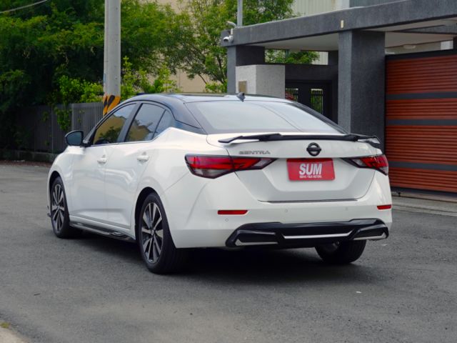 ▲尊爵智駕版，只跑９千公里，原廠保固中▲一手無菸車，原鈑件認證▲全速域，盲點，環景，免鑰匙，LED大燈，CarPlay  第2張相片