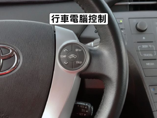 ▲推薦認證車，日本進口油電▲全程原廠保養▲大電池在原廠更換過▲一公升跑20幾公里▲七氣囊，免鑰匙，定速，恆溫，抬頭顯示  第9張相片