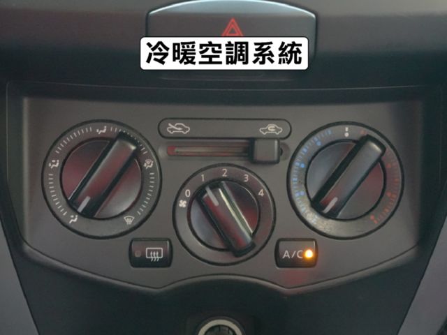 ▲推薦代步車，省油省稅，保養便宜▲客人換車收購，現況便宜賣▲五門大空間，好開好用▲感應大燈，冷暖空調，電動後視鏡  第14張相片
