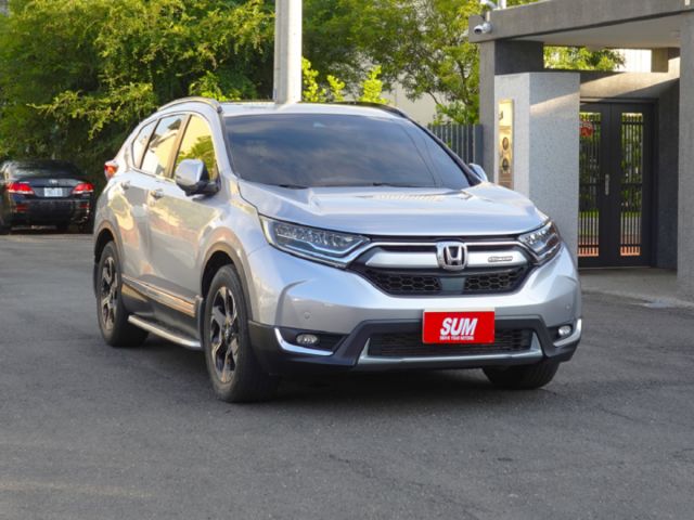 ▲1.5渦輪～最頂級Ｓ版▲一手女用車／原鈑件，全程原廠保養▲ACC跟車／車道偏移，六氣囊，盲點，電動椅，電尾門，全景天窗  第1張相片
