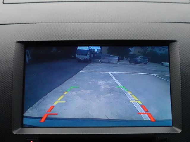 ▲iO特式版，升級影音導航組▲超美無菸車，里程跑少，原鈑件認證▲雙安，恆溫，定速，ABS煞車，可全額貸款  第12張相片