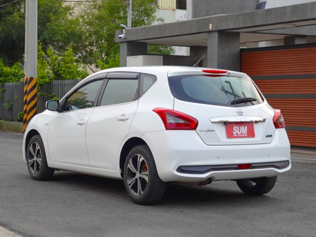 ▲小改款，只跑４萬多，全原廠保養▲升級多項原廠選配▲原鈑件認證車▲五門大空間，代步省油，保養便宜▲SUM全台保固，可全貸  第2張相片