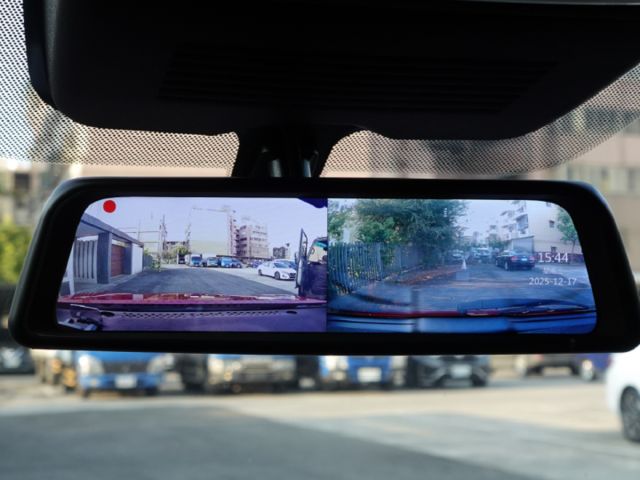 ▲1.0渦輪，最頂級～駕趣享樂版▲超美認證車，只跑２萬，全台保固▲BOSE音響，車道偏移，免鑰匙，環景，盲點，LED頭燈  第15張相片