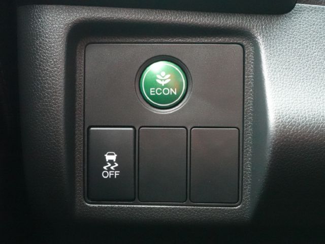 ▲最頂級Ｓ版，超美無菸車，原鈑件認證▲推薦小休旅，引擎耐用，好開好顧▲六氣囊，免鑰匙，導航，LED頭燈，恆溫，定速  第13張相片