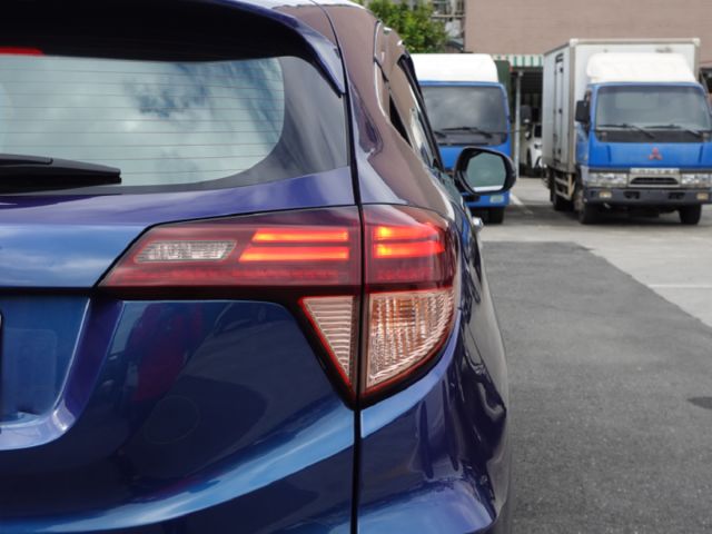 ▲最頂級Ｓ版，超美無菸車，原鈑件認證▲推薦小休旅，引擎耐用，好開好顧▲六氣囊，免鑰匙，導航，LED頭燈，恆溫，定速  第20張相片