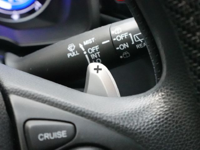 ▲小改款新車頭，VTi-S版▲低里程跑少，原鈑件認證▲代步省油省稅，保養便宜▲恆溫，定速，撥片，方控  第13張相片