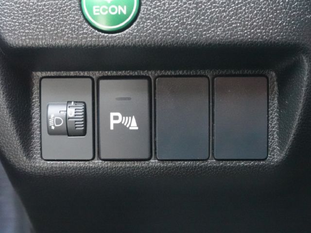 ▲小改款新車頭，VTi-S版▲低里程跑少，原鈑件認證▲代步省油省稅，保養便宜▲恆溫，定速，撥片，方控  第14張相片