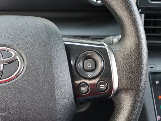 ▲五人座，1.8豪華影音版▲只跑４萬，全原廠保養▲四顆輪胎剛換▲六氣囊，免鑰匙，車道偏移，預防碰撞，手機CarPlay  第19張相片