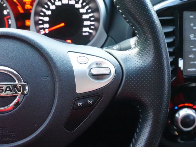 ▲豪華影音版，全原廠保養，只跑３萬▲升級原廠導航／電視／胎壓，前後錄影▲六氣囊，電熱椅，免鑰匙，恆溫，定速，原鈑件認證車  第17張相片