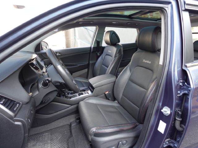 ▲1.6渦輪汽油尊貴，選配盲點▲只跑７萬，原鈑件，全原廠保養▲升級數萬影音配備▲六氣囊，免鑰匙，LED頭燈，電動椅，定速  第6張相片