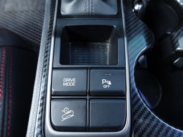 ▲1.6渦輪汽油尊貴，選配盲點▲只跑７萬，原鈑件，全原廠保養▲升級數萬影音配備▲六氣囊，免鑰匙，LED頭燈，電動椅，定速  第18張相片