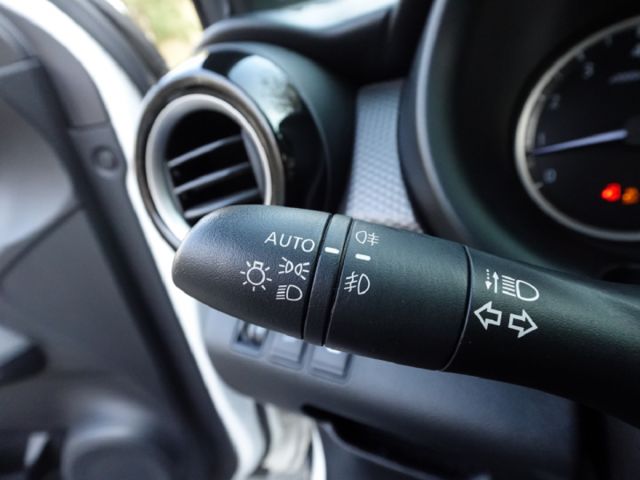 ▲超美無菸車，只跑７萬，全車原鈑件▲四顆輪胎剛換▲四氣囊，CarPlay，胎壓，循跡，感應大燈▲全台保固，可全額貸款  第12張相片