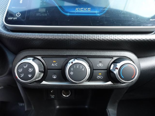 ▲超美無菸車，只跑７萬，全車原鈑件▲四顆輪胎剛換▲四氣囊，CarPlay，胎壓，循跡，感應大燈▲全台保固，可全額貸款  第13張相片