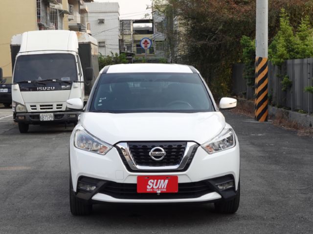 ▲超美無菸車，只跑７萬，全車原鈑件▲四顆輪胎剛換▲四氣囊，CarPlay，胎壓，循跡，感應大燈▲全台保固，可全額貸款  第16張相片