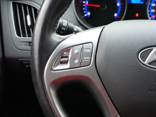 ▲小改款～柴油尊貴型，升級LED頭燈▲只跑７萬多，原鈑件認證▲升級影音導航組▲六氣囊，電動椅，定速，恆溫，循跡  第18張相片