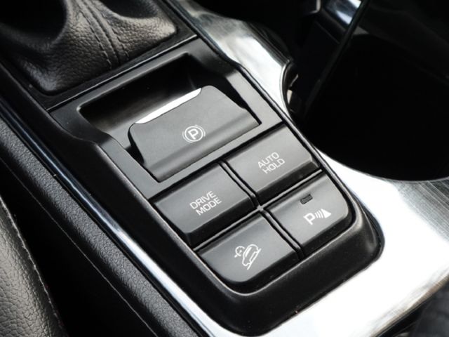 ▲小改款才有全速域／車道修正▲最頂級旗艦版，只跑６萬多，原鈑件認證▲電尾門，雙電動椅，盲點，環景，LED頭燈，免鑰匙  第19張相片