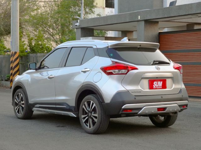 ▲智行旗艦版，全原廠保養，只跑１萬多▲一手無菸車，原鈑件認證▲六氣囊，盲點，環景，免鑰匙，LED頭燈，循跡，定速，恆溫  第2張相片