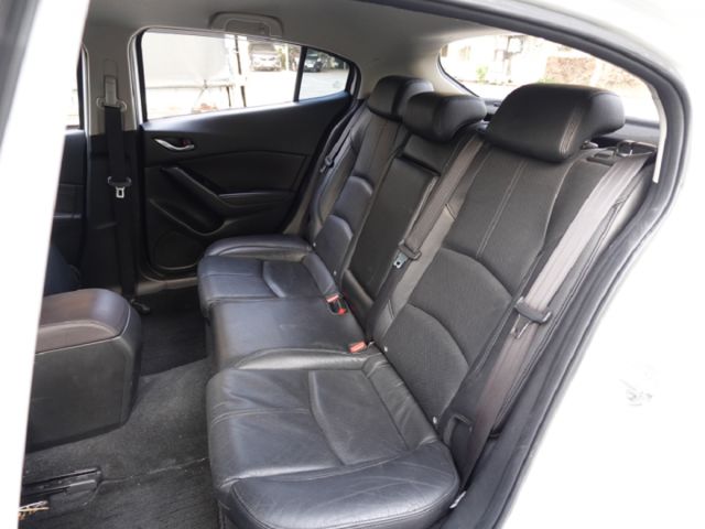 ▲五門～尊榮安全型，升級安卓導航機▲推薦認證車，內裝漂亮無菸味▲六氣囊，盲點，免鑰匙，恆溫，定速，LED頭燈，抬頭顯示  第5張相片