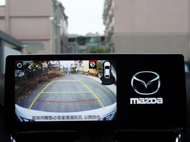 ▲五門～尊榮安全型，升級安卓導航機▲推薦認證車，內裝漂亮無菸味▲六氣囊，盲點，免鑰匙，恆溫，定速，LED頭燈，抬頭顯示  第16張相片