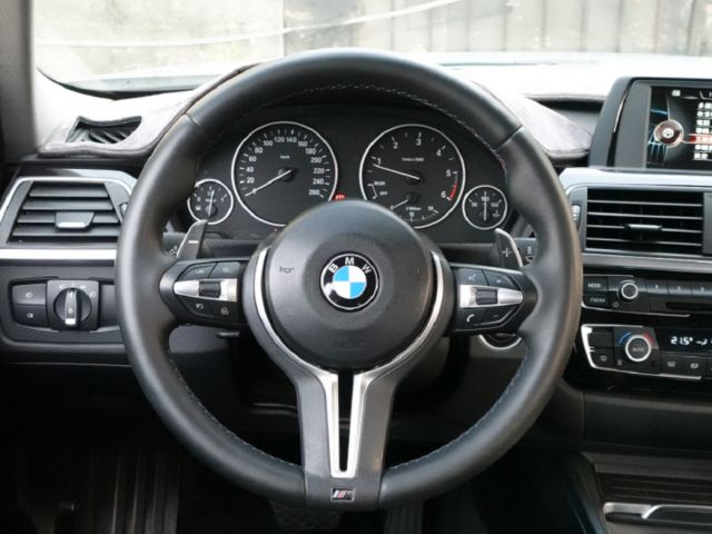 ▲柴油渦輪有力，省油省稅▲只跑８萬多，全車原鈑件▲升級電尾門，前後錄影▲六氣囊，免鑰匙，LED頭燈，電動椅，恆溫  第7張相片