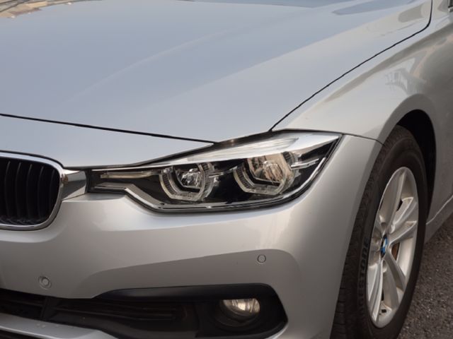 ▲柴油渦輪有力，省油省稅▲只跑８萬多，全車原鈑件▲升級電尾門，前後錄影▲六氣囊，免鑰匙，LED頭燈，電動椅，恆溫  第19張相片