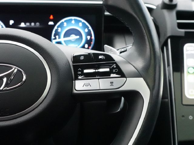 ▲汽油最頂級Ｂ版，原廠保固中▲四顆輪胎剛換橫濱▲一手無菸車，原鈑件認證▲Lv2跟車，盲點，電尾門，六氣囊，免鑰匙，電動椅  第8張相片