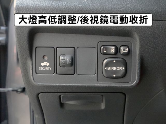 ▲特價代步車，只跑７萬多，全車原鈑件▲升級安卓導航，胎壓偵測，行車記錄器▲雙安，恆溫，定速，ABS煞車，15吋鋁圈  第14張相片