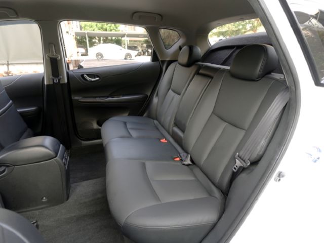 ▲豪華影音版，只跑６萬，全原廠保養▲一手無菸車，原鈑件認證▲免鑰匙，恆溫，定速，導航，電視，SUM全台保固  第9張相片