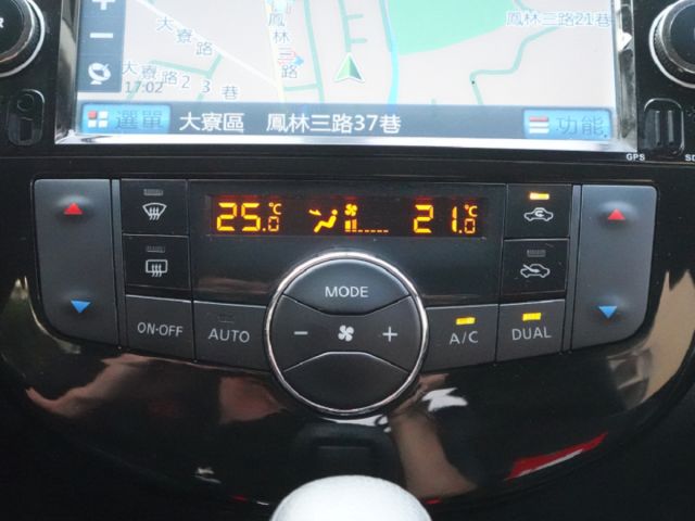 ▲豪華影音版，只跑６萬，全原廠保養▲一手無菸車，原鈑件認證▲免鑰匙，恆溫，定速，導航，電視，SUM全台保固  第12張相片