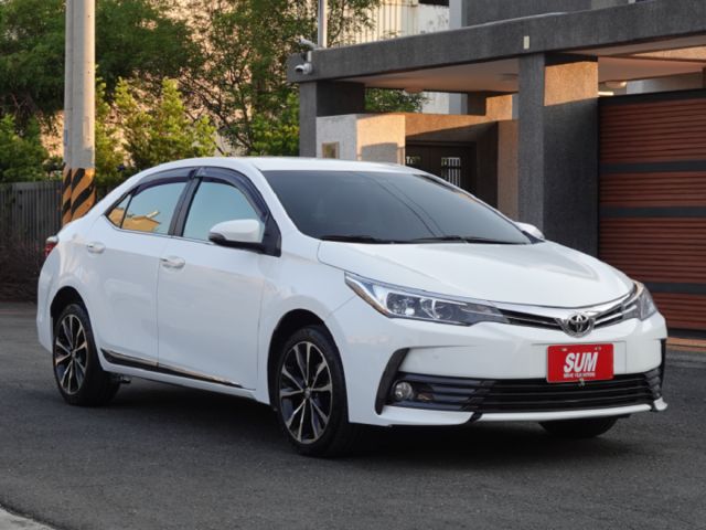 ▲小改款11.5代，豪華版～加數萬元原廠選配▲推薦認證車，SUM全台保固▲六氣囊，免鑰匙，循跡，恆溫，定速，可全額貸款  第1張相片