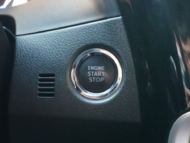 ▲小改款11.5代，豪華版～加數萬元原廠選配▲推薦認證車，SUM全台保固▲六氣囊，免鑰匙，循跡，恆溫，定速，可全額貸款  第7張相片