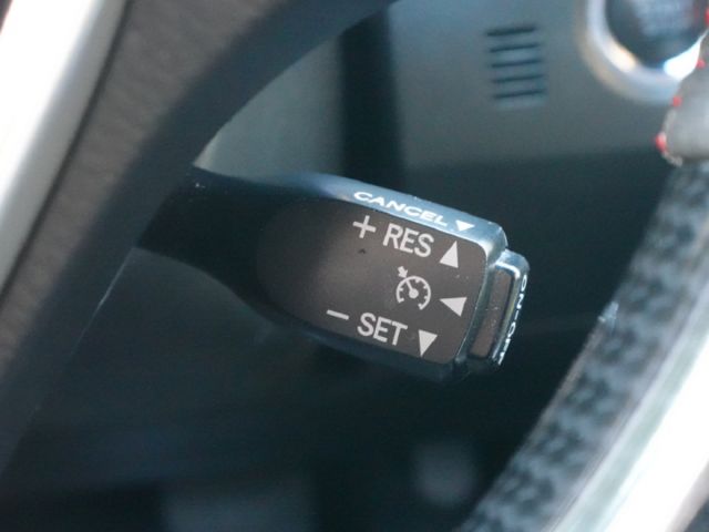 ▲小改款11.5代，豪華版～加數萬元原廠選配▲推薦認證車，SUM全台保固▲六氣囊，免鑰匙，循跡，恆溫，定速，可全額貸款  第9張相片