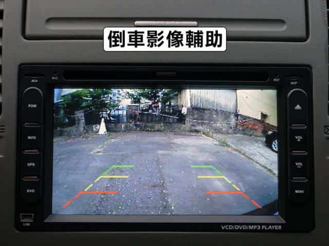▲推薦代步車，只跑６萬多，全車原鈑件▲升級影音導航組，行車記錄器▲四顆輪胎八成新▲SUM全台保固，可全額貸  第12張相片