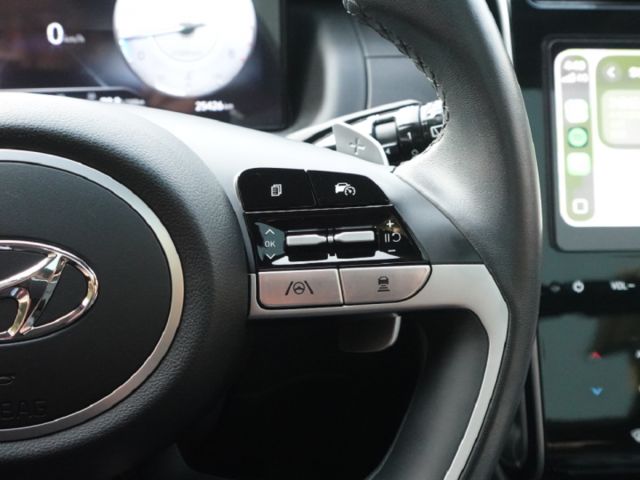 ▲汽油最頂級Ｂ版，只跑２萬，原廠保固中▲超美無菸車，原鈑件認證▲Lv2跟車，盲點，電尾門，六氣囊，免鑰匙，電動椅  第11張相片