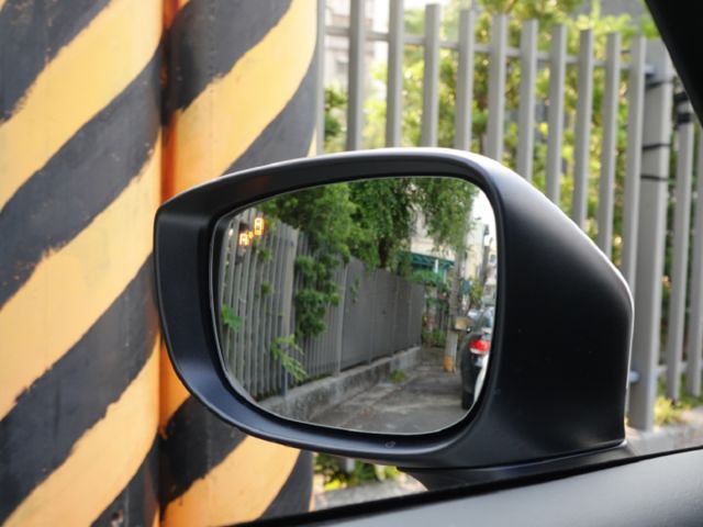 ▲最頂級版本，用不到一年，便宜新車20萬▲只跑９千公里，原廠保固中▲Lv2跟車，Bose音響，環景，盲點，感應尾門  第11張相片