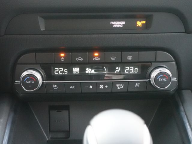 ▲最頂級版本，用不到一年，便宜新車20萬▲只跑９千公里，原廠保固中▲Lv2跟車，Bose音響，環景，盲點，感應尾門  第15張相片