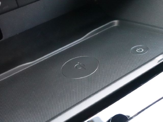 ▲最頂級版本，用不到一年，便宜新車20萬▲只跑９千公里，原廠保固中▲Lv2跟車，Bose音響，環景，盲點，感應尾門  第20張相片