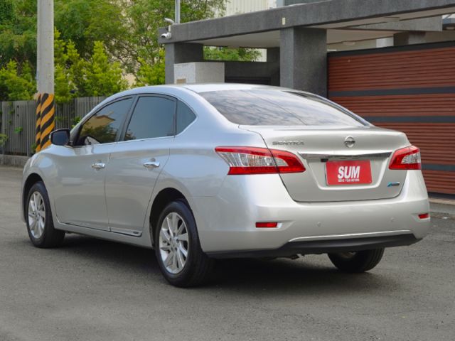 ▲本月特價，豪華影音版，原鈑件認證▲只跑７萬，全原廠保養▲免鑰匙，恆溫，定速，導航，電視，胎壓，可全額貸款  第2張相片